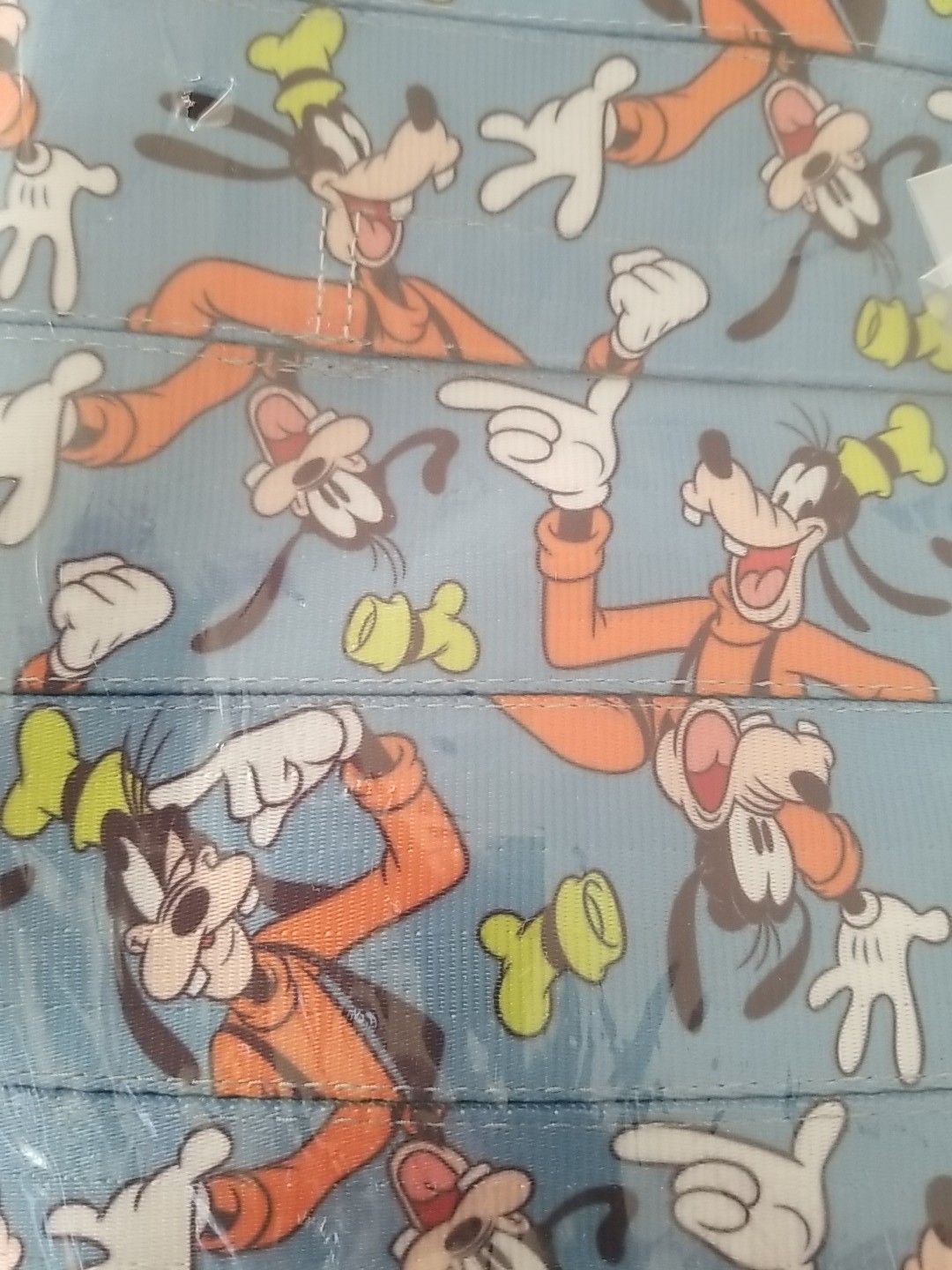 Disney Harvey’s Seatbelt Goofy Backpack/Knapsack - NWT