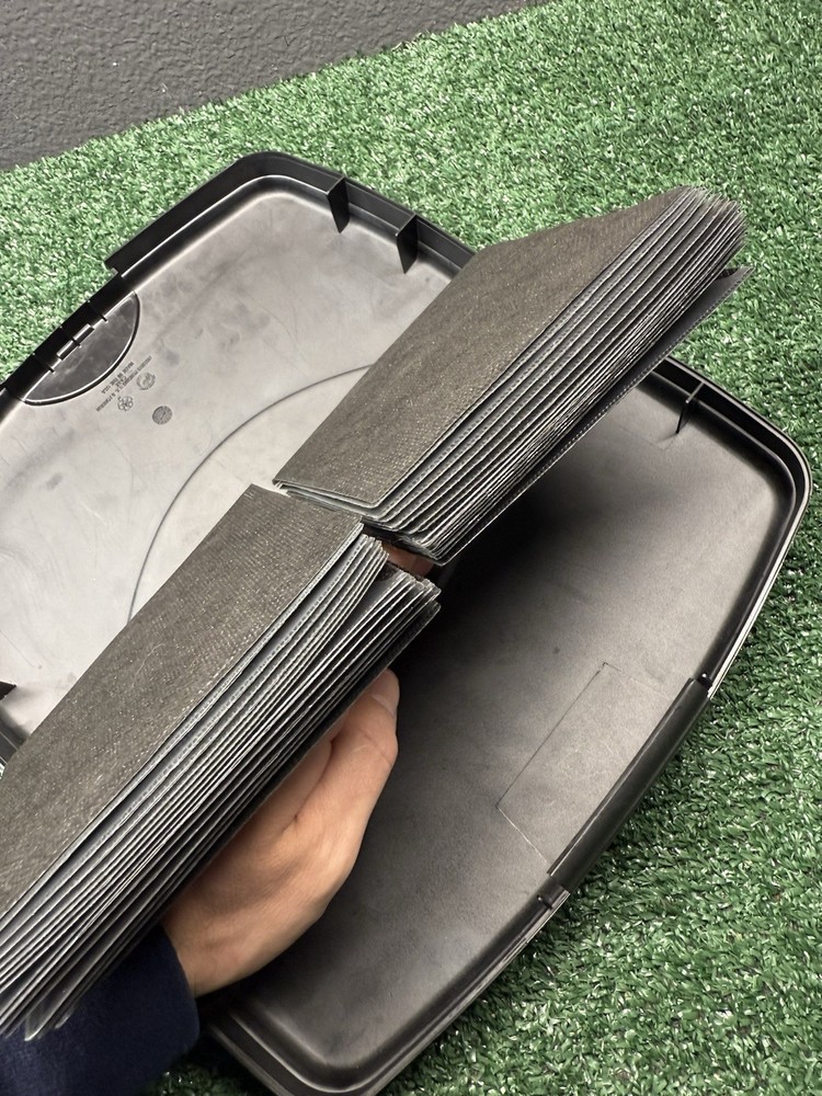 Vintage Laserline 60 Disc CD DVD Plastic Clamshell Storage Case