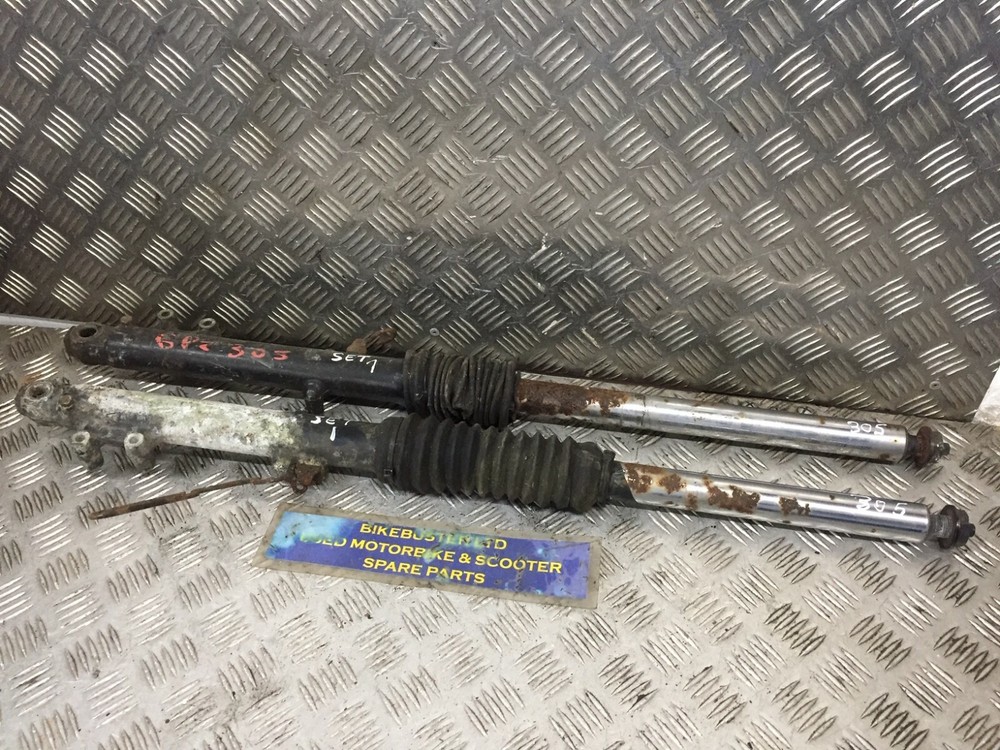 KAWASAKI GPZ305 fork legs 1988