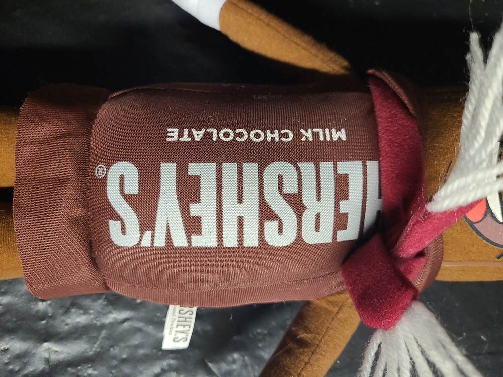 2015 Hershey's 15" Christmas Plush