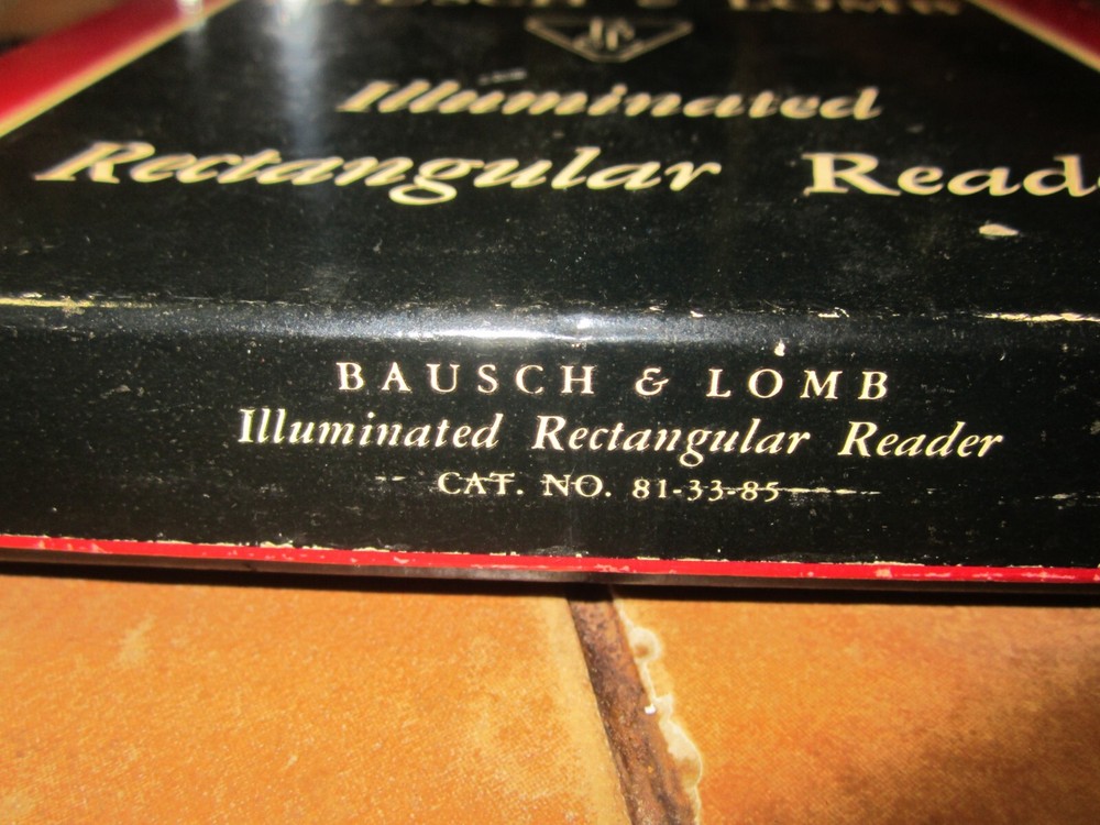 Bausch & Lomb Illuminated Rectangular Reader Magnifier #81-33-85 67-in cord/Box