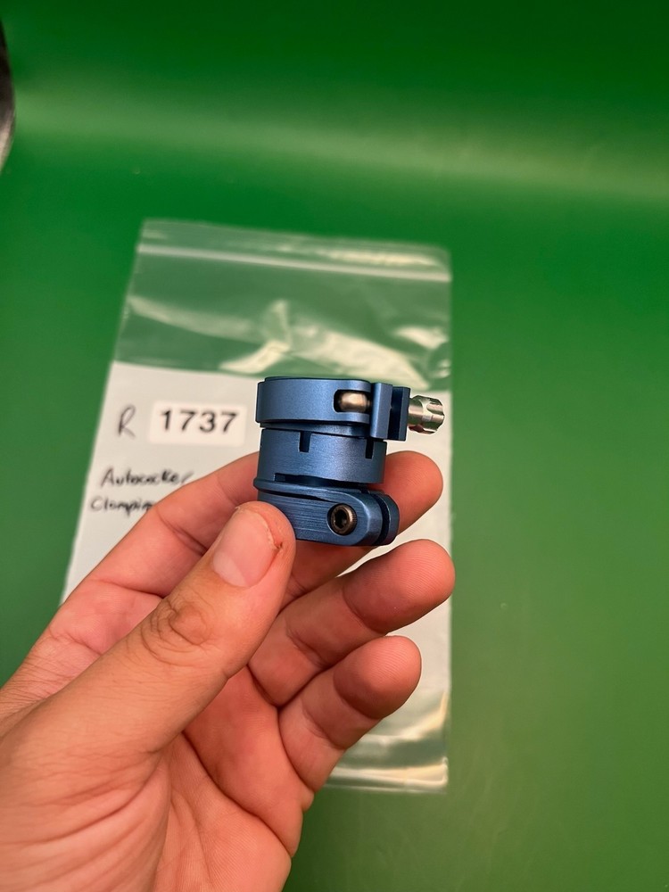 Autococker Clamping Feedneck