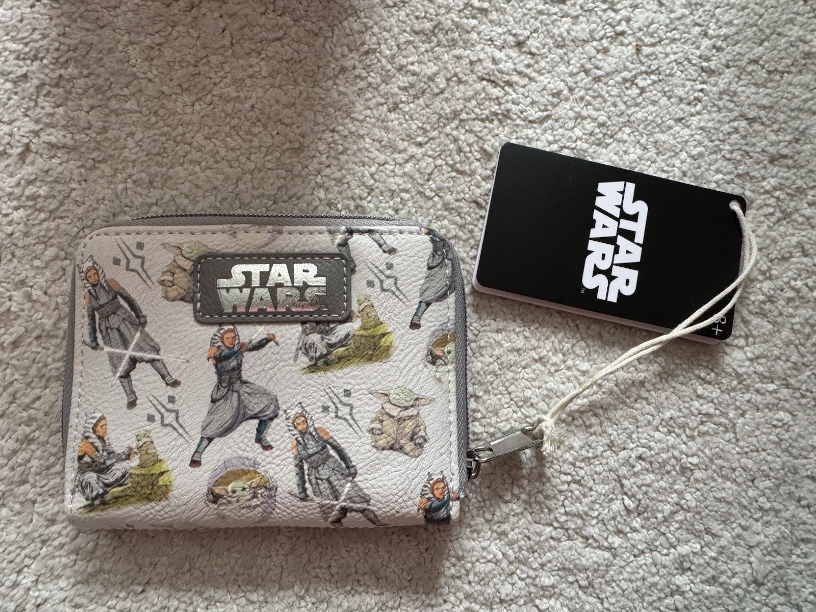 NWT LOUNGEFLY STAR WARS Ahsoka & Grogu Zip Around Wallet