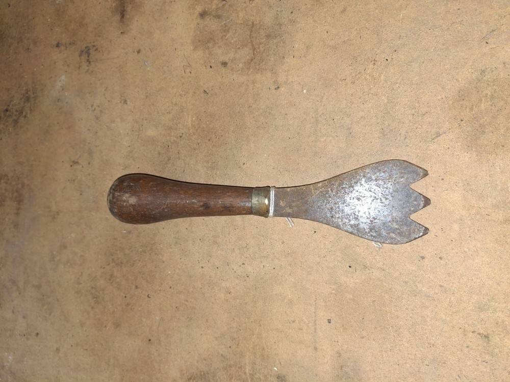 Vintage ICE Chipper From Early 1900s