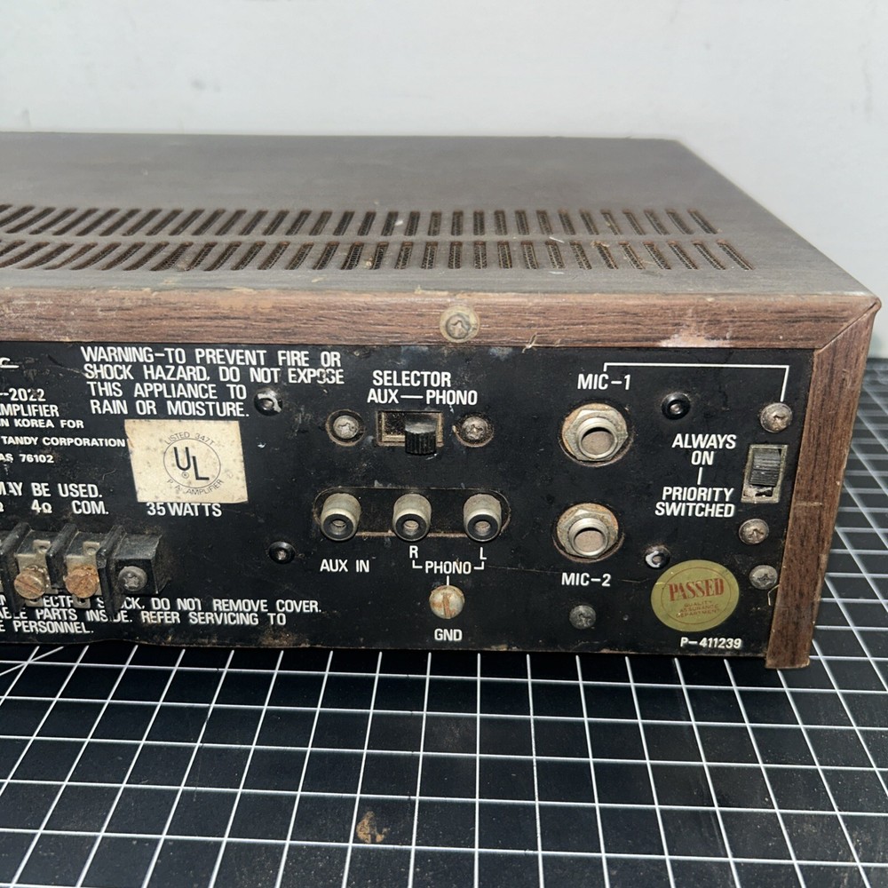 Vintage Realistic 35 watt Solid State MPA-35 P.A. Amplifier