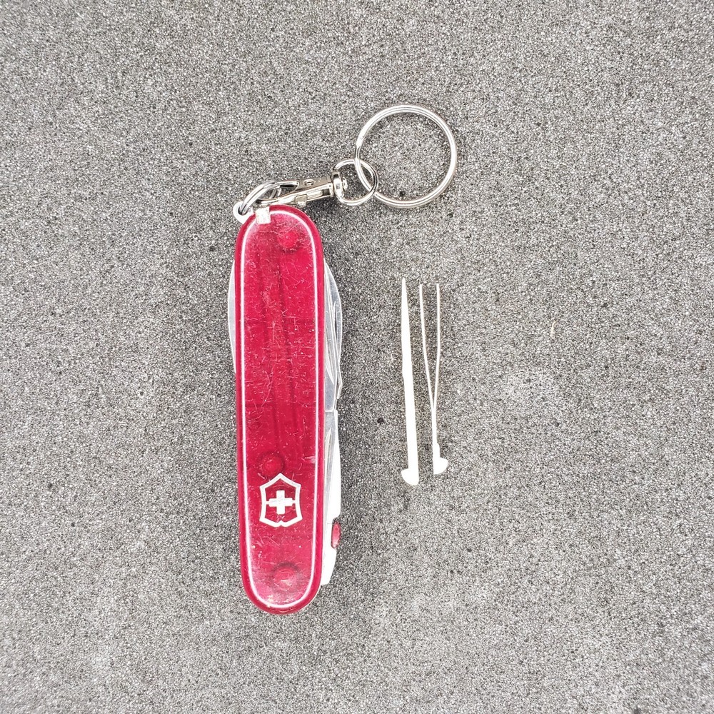 Victorinox Swiss Army Ruby Spartan Lite