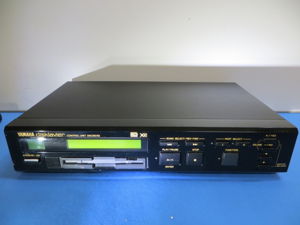 Yamaha Disklavier DKC100XG Control Module With Remote & Mounting Bracket