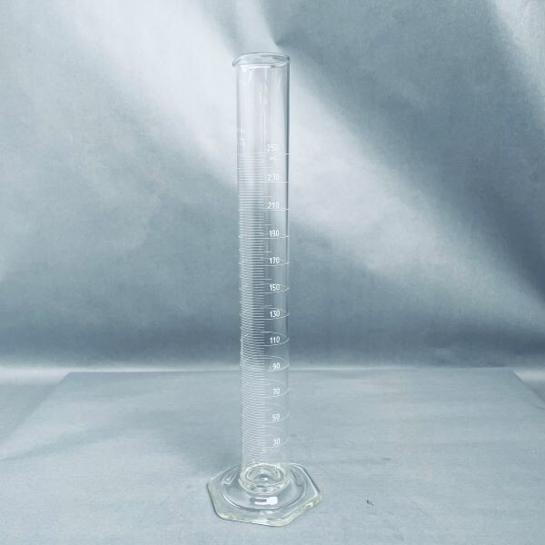 Corning Graduated Cylinder 250 ml Pyrex Glass