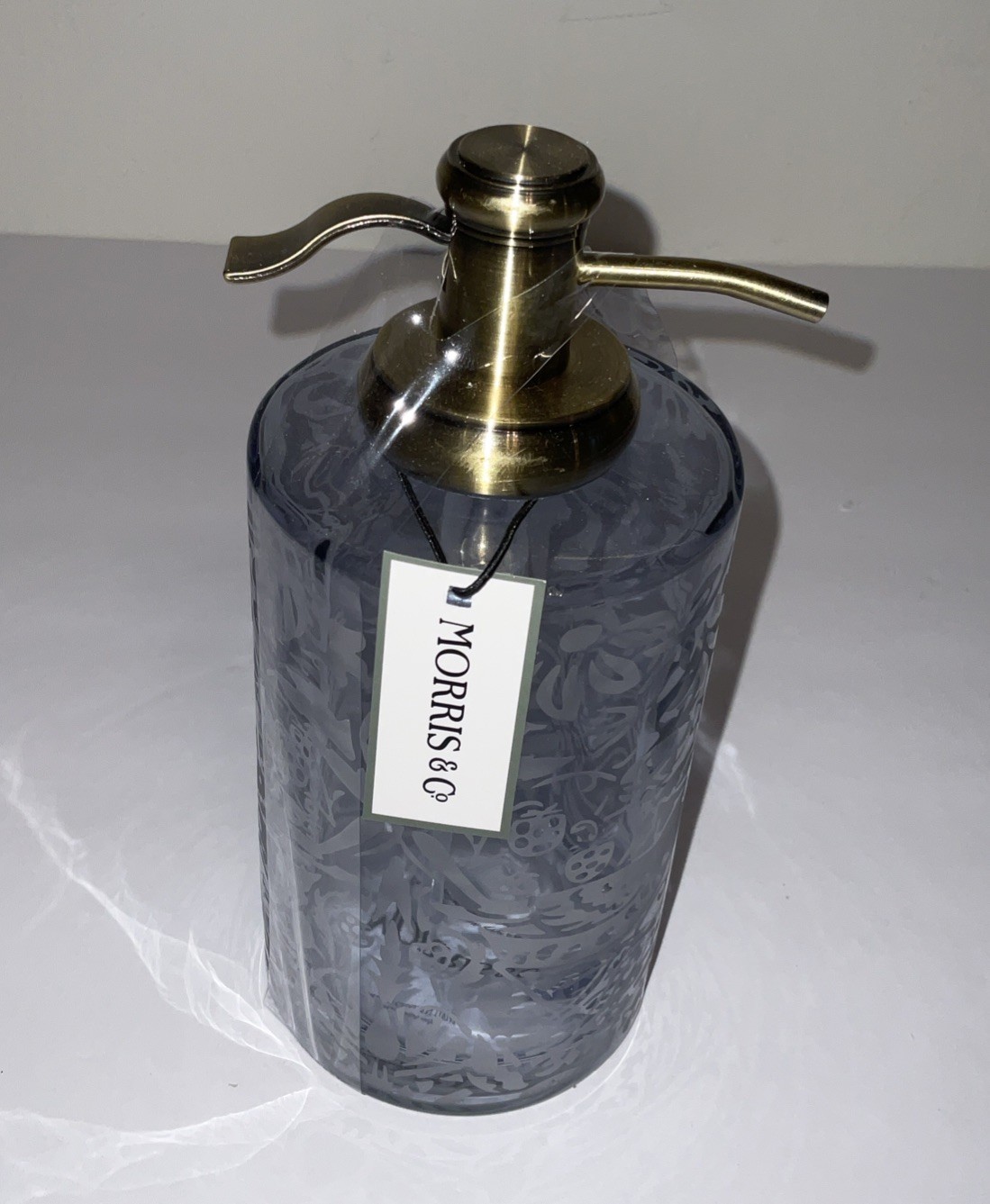 MORRIS & Co. STRAWBERRY THIEF CLEAR GLASS SOAP PUMP BATHROOM VANITY NWT