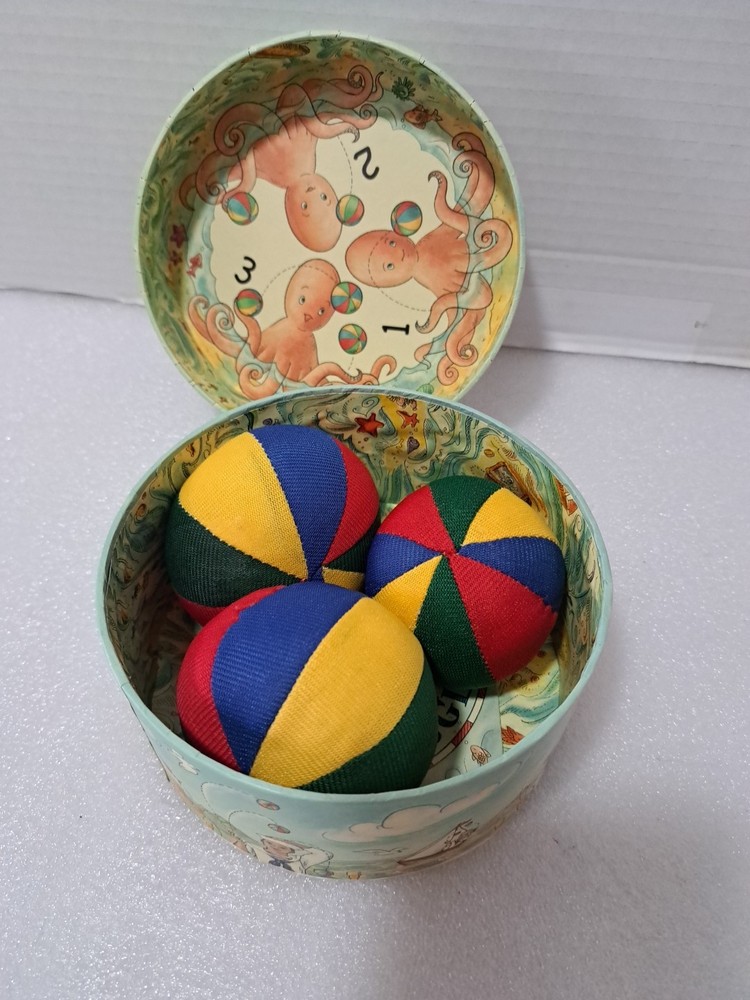 Authentic Models It's - A - Toss - Up Juggling Balls With Box & Instructions