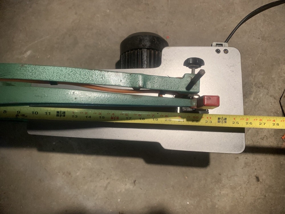 Grizzly G1060 22’’ Scroll Saw