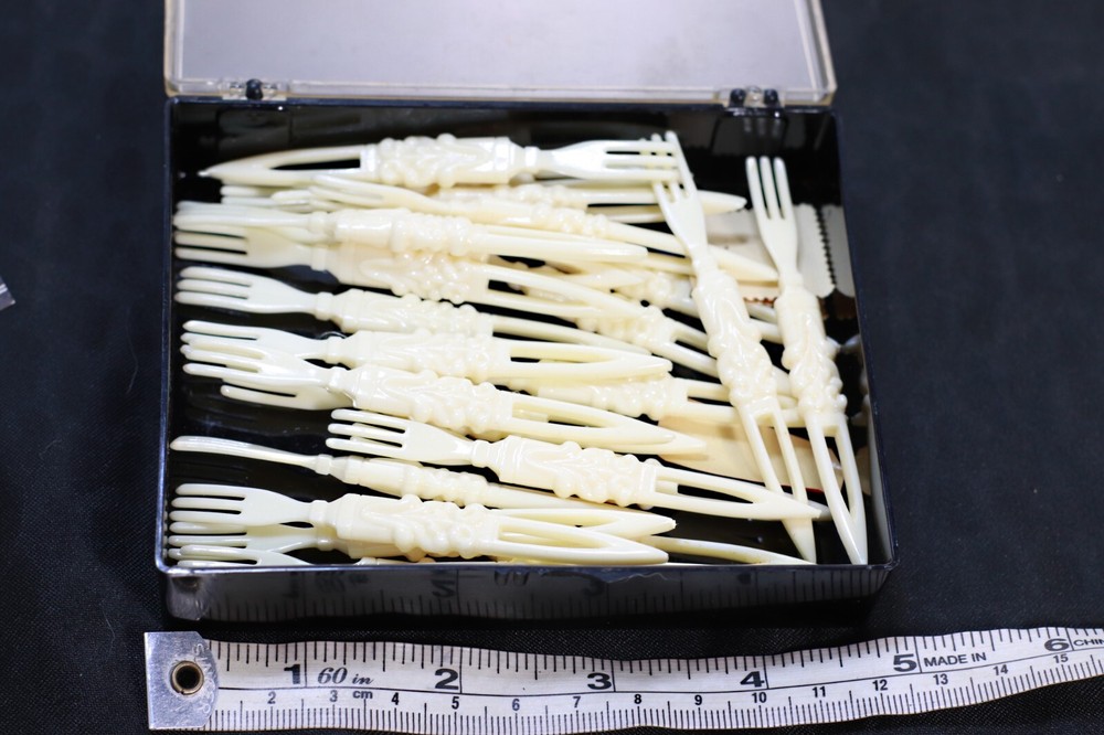 Vintage PLASTIC Party Forks 24 pcs