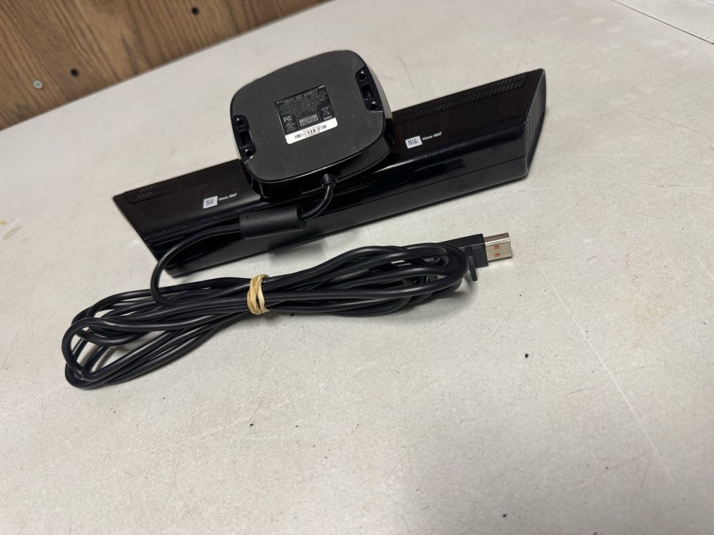 Xbox 360 Kinect Sensor Model 1414 With Stand & Cable Tested