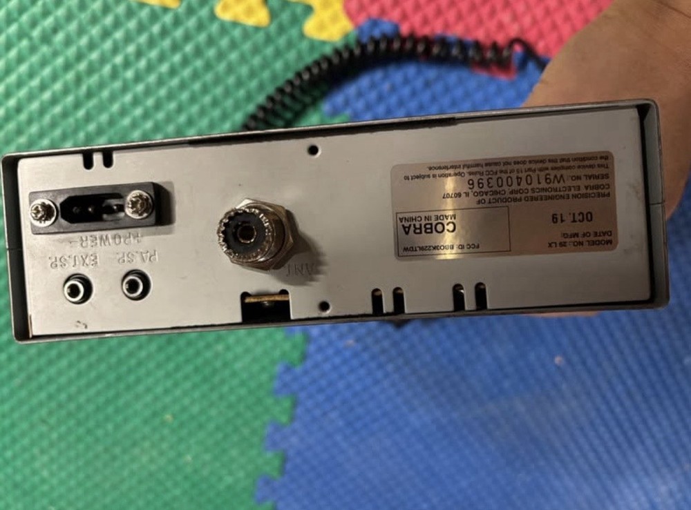 Cobra 29LX CB radio