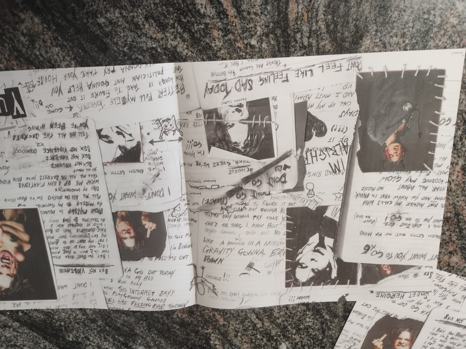 Yungblud signed autographed Pink Vinyl LP And Signed Photo (2 ITEMS SIgned!!)