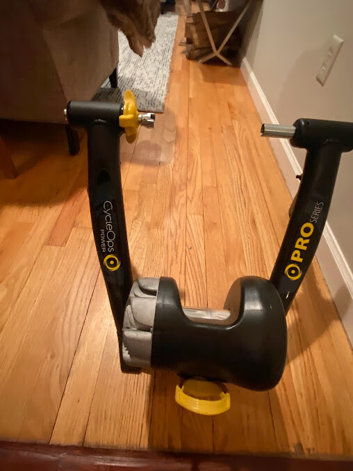CYCLEOPS INDOOR TRAINER