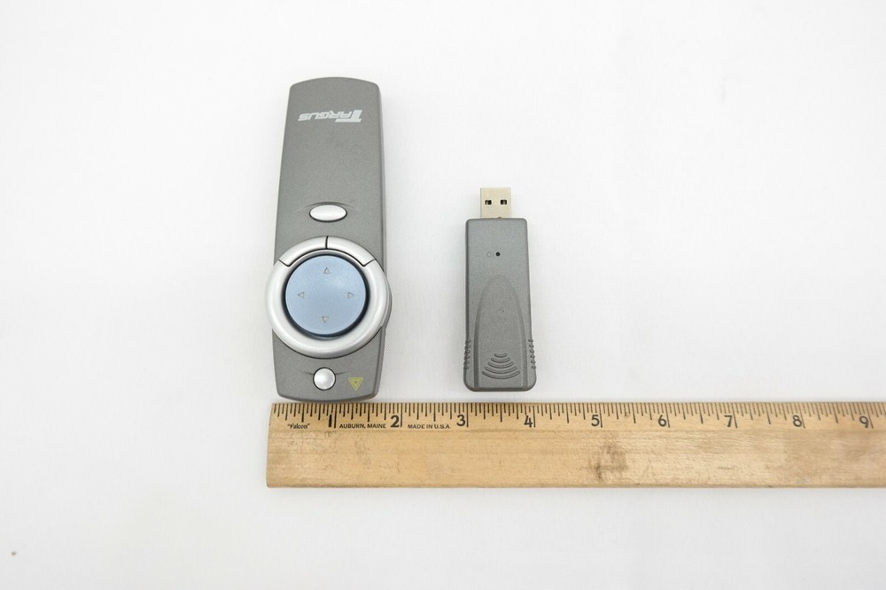 Targus PAUM30 Wireless Remote Presenter Control with Dongle AK