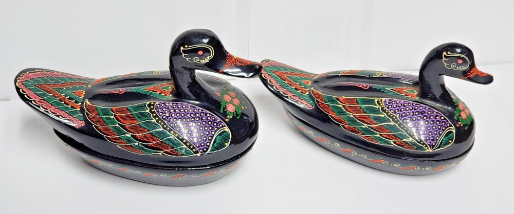 Lacquerware Duck storage box Folk Art decoration