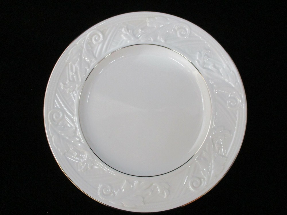 NORITAKE WHITEBRIDGE PLATINUM DINNER PLATE - 10 3/4"  0306F