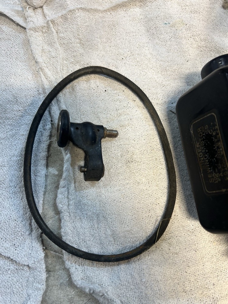 Vintage Singer Motor, Light, Foot Controller Combo (Tested and working)