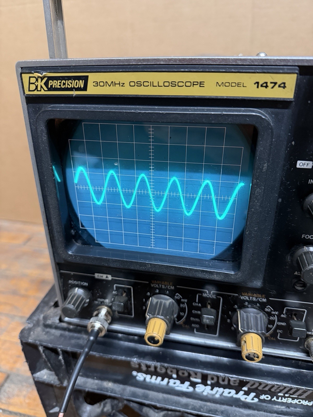 Vintage B&K Precision 1474 Oscilloscope Dual Trace 30 MHz Powers On For Parts