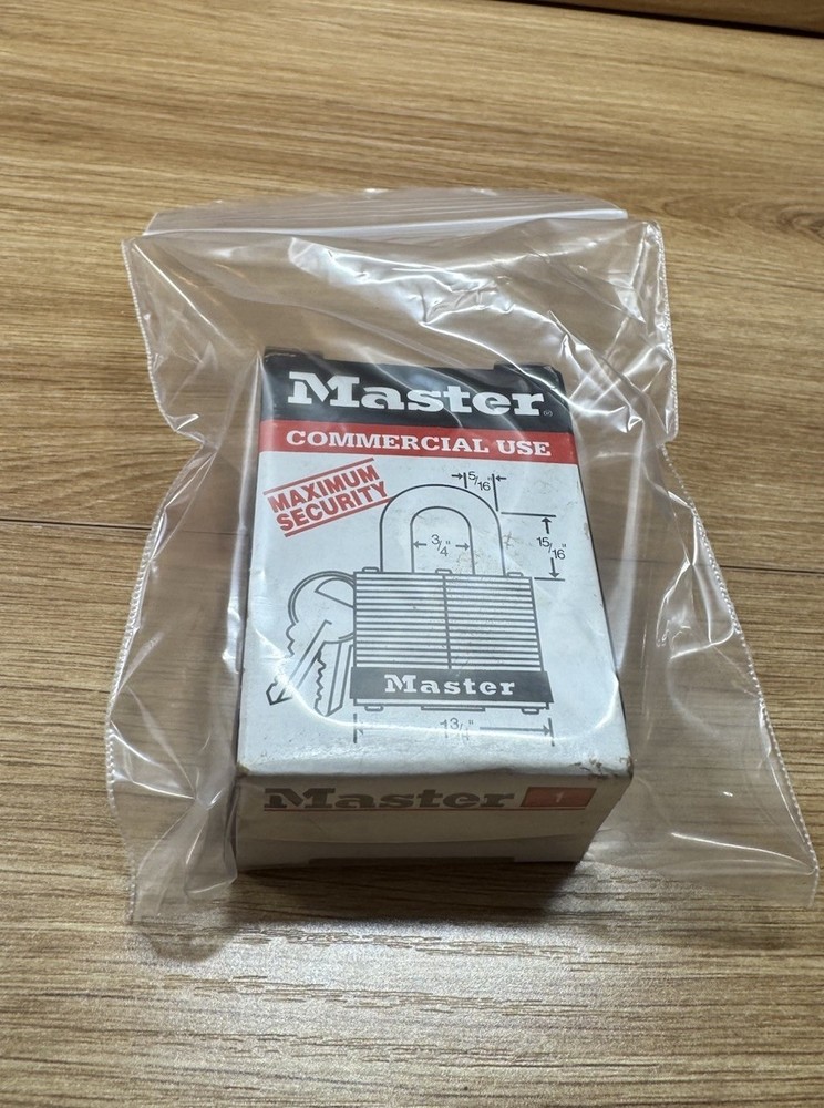 Master Lock | Laminated Padlock