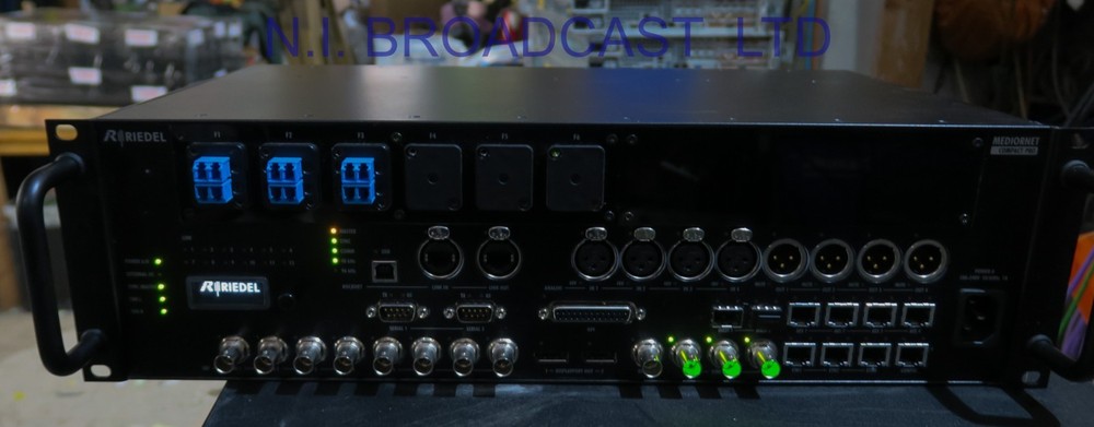 Riedel mediornet compact pro  fibre / 8x 3G / HD audio interface unit (ref 2)