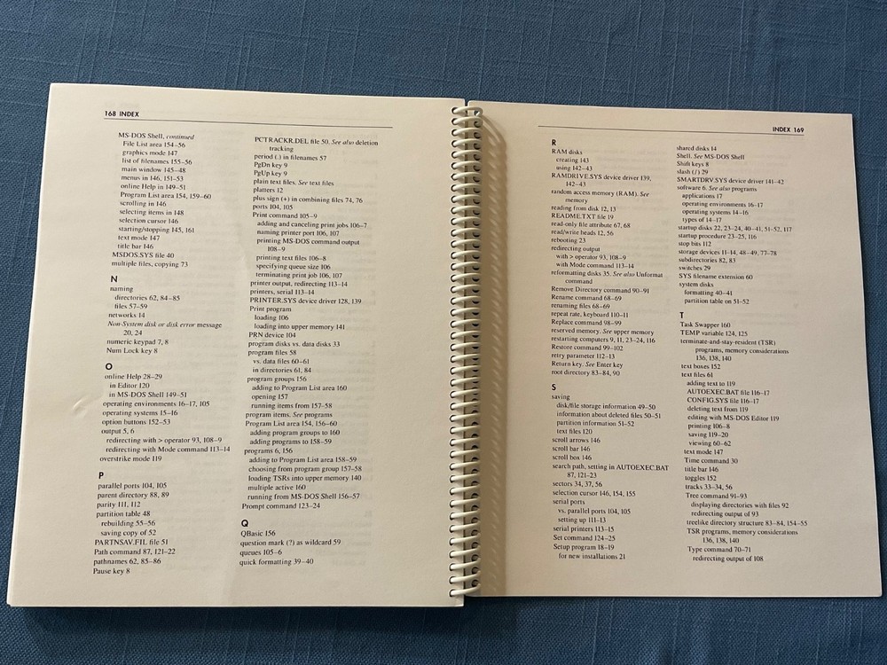 Microsoft The Concise Guide to MS-DOS Operating System Version 5.0 +Floppy Disks