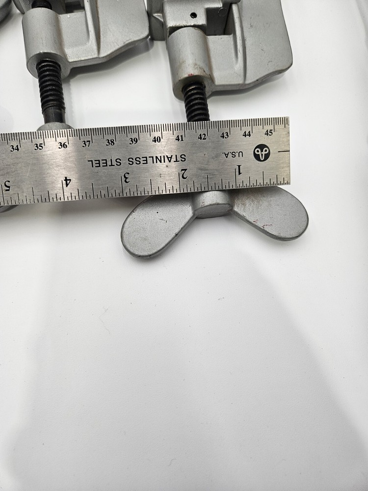 4 pc Cabinet Shelf Clamps