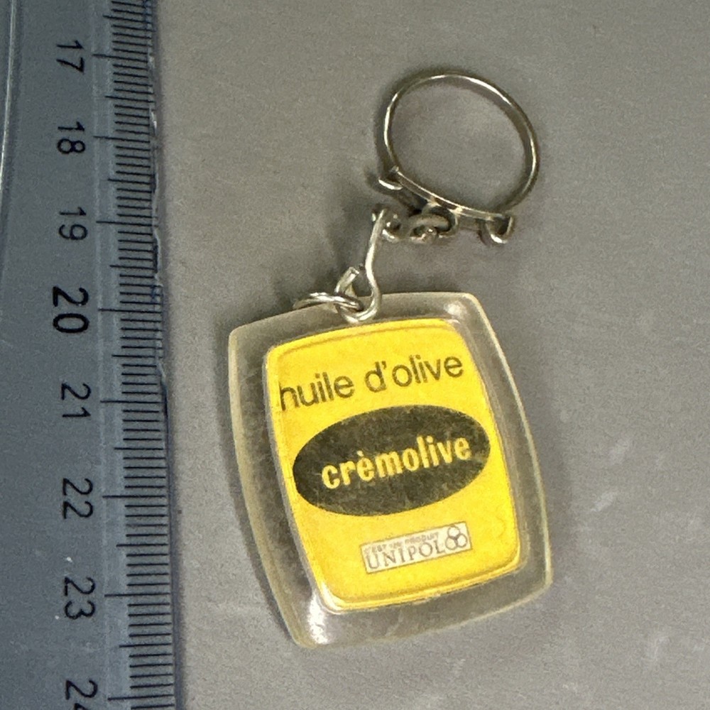 VEGETALINE VINTAGE KEYCHAIN