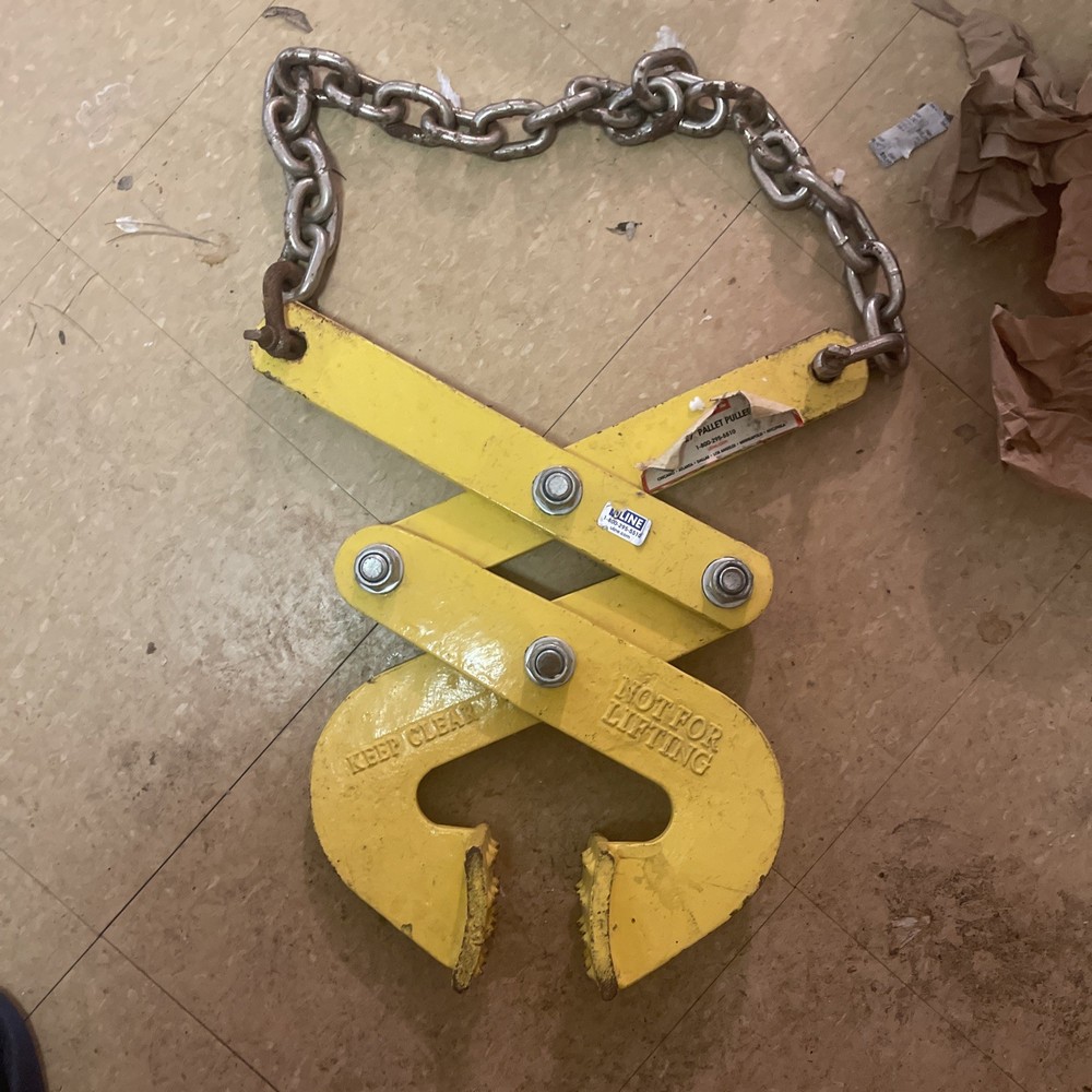ULINE H-127 PALLET PULLER