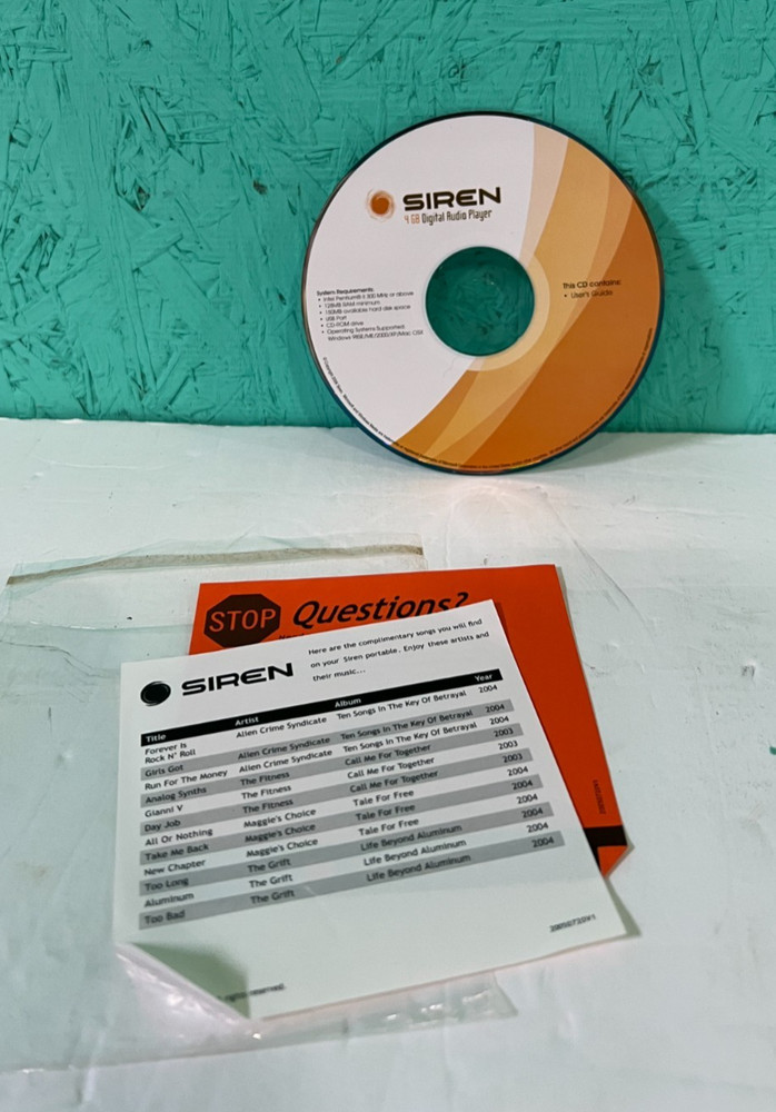 Siren 4 GB Digital Audio Player MP3 User's Guide CD Disc Only