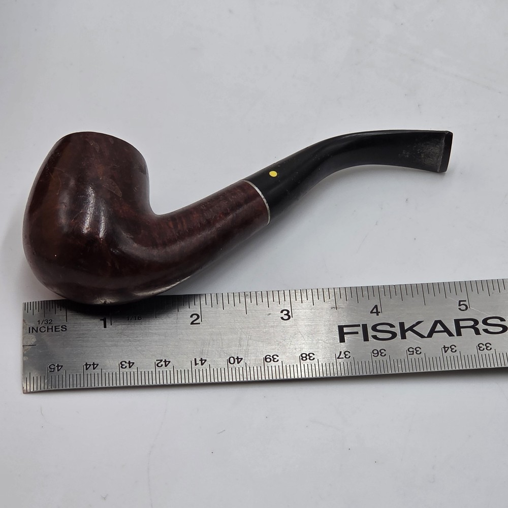 Willard Imported Briar Pipe. Good Condition. Pre-owned