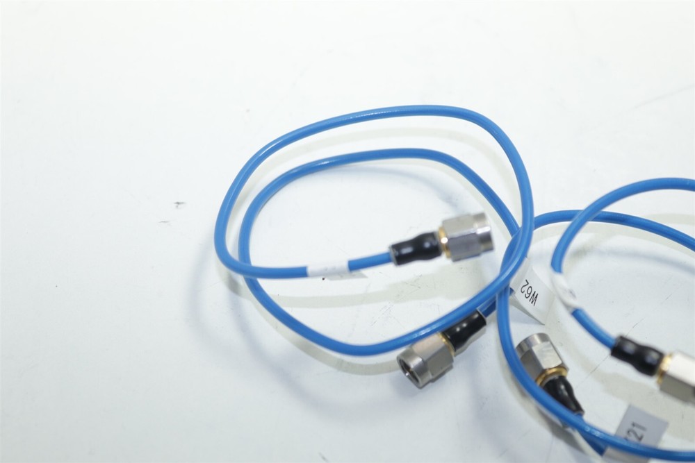 Anritsu MG3700A Vector Signal Generator 250KHz - 3GHz 2 RF Cable