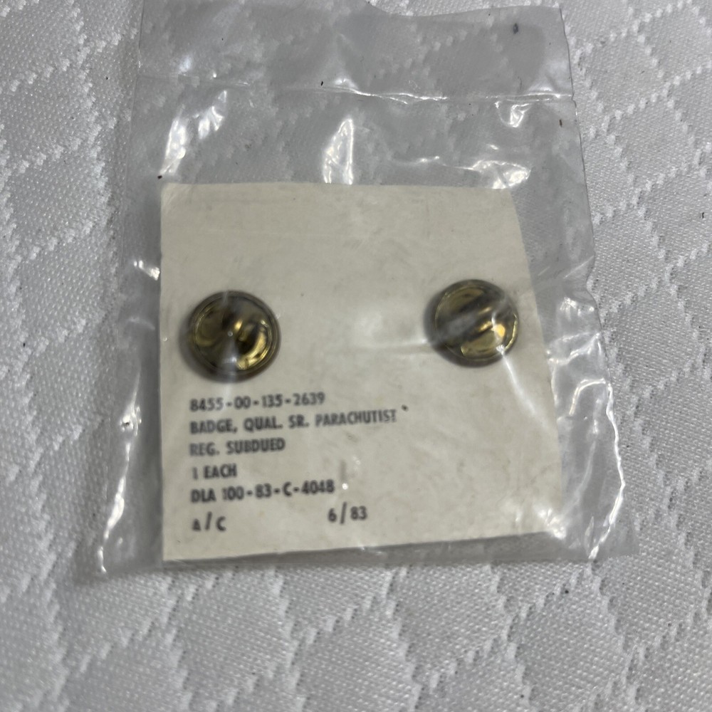 Metal Badges: Sr PARACHUTIST