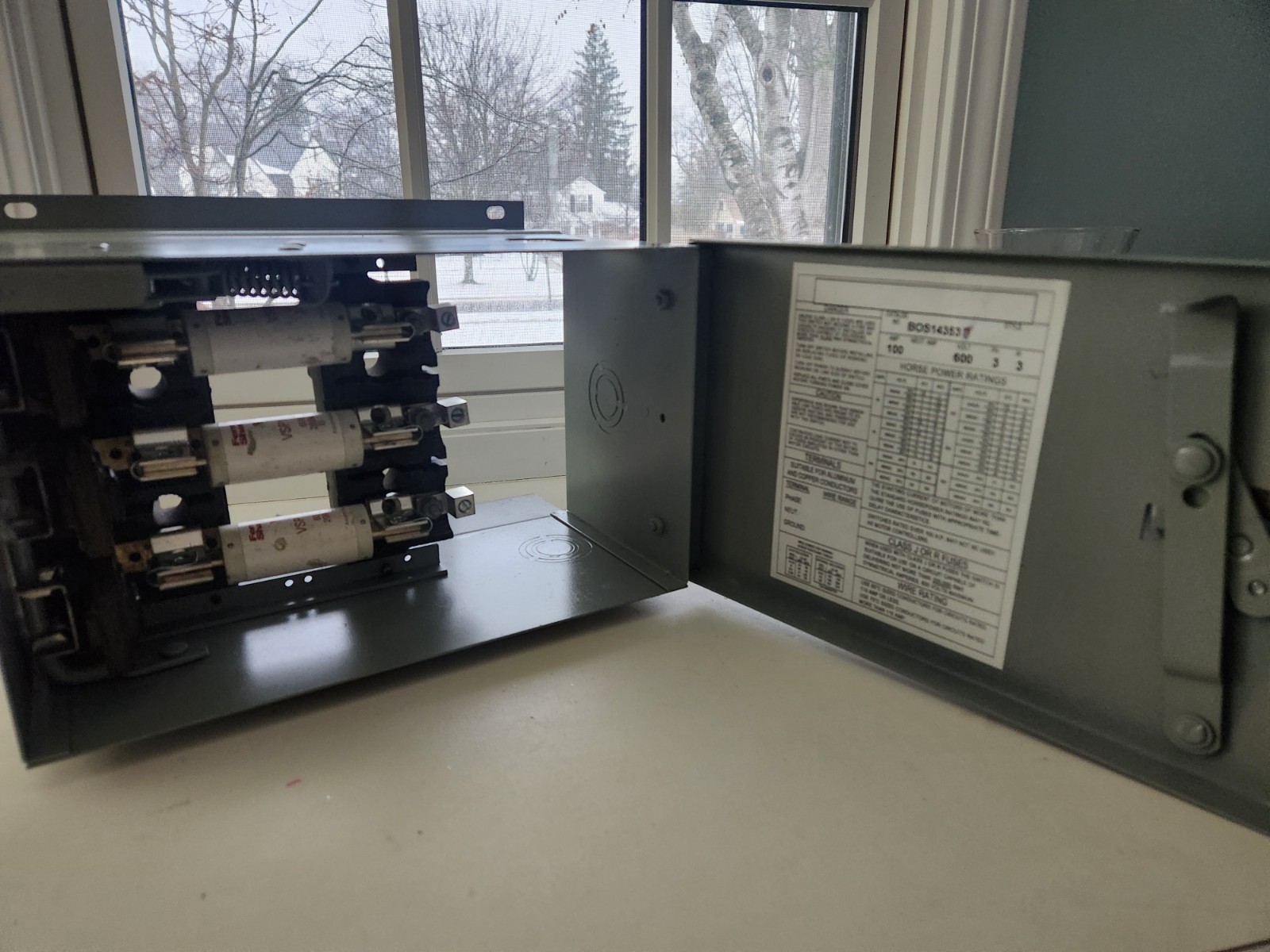 ITE SIEMENS BOS14353-J 100 AMP 600 VOLT 3P3W FUSIBLE CLASS J BUS PLUG