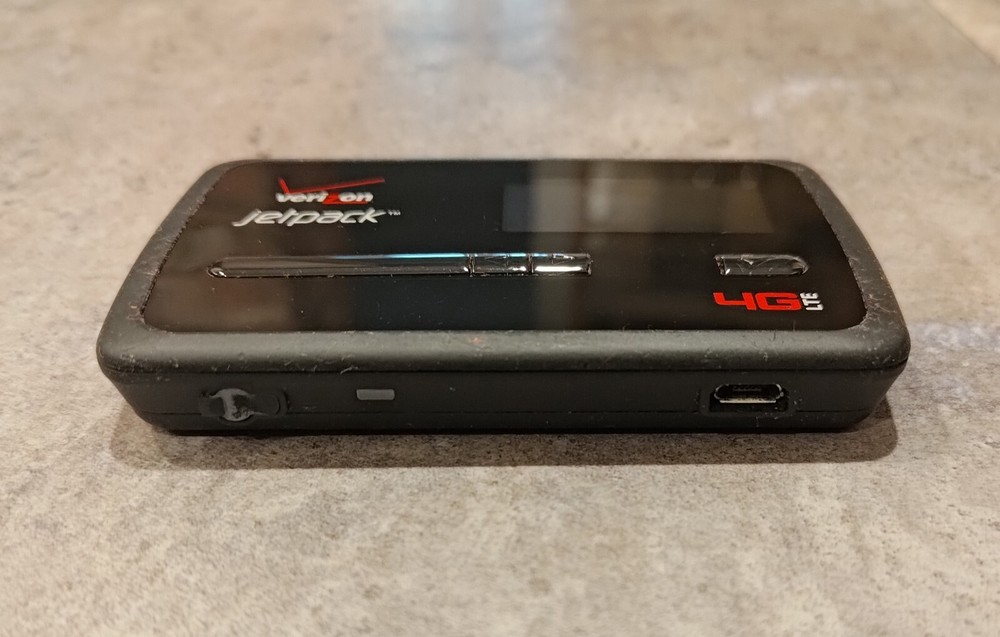 Verizon MiFi 4620L JetPack 4G LTE Wireless Data HotSpot Mobile Internet PC Mac