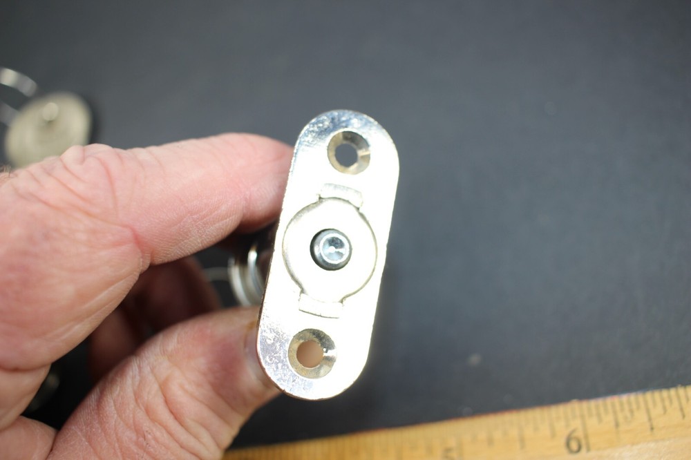 Hulwil Push Button Keyed Locks 2 Pieces