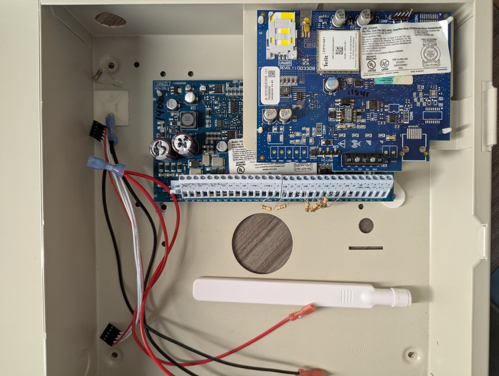 DSC HS2064 PowerSeries Neo 64-Zone Security Control Panel