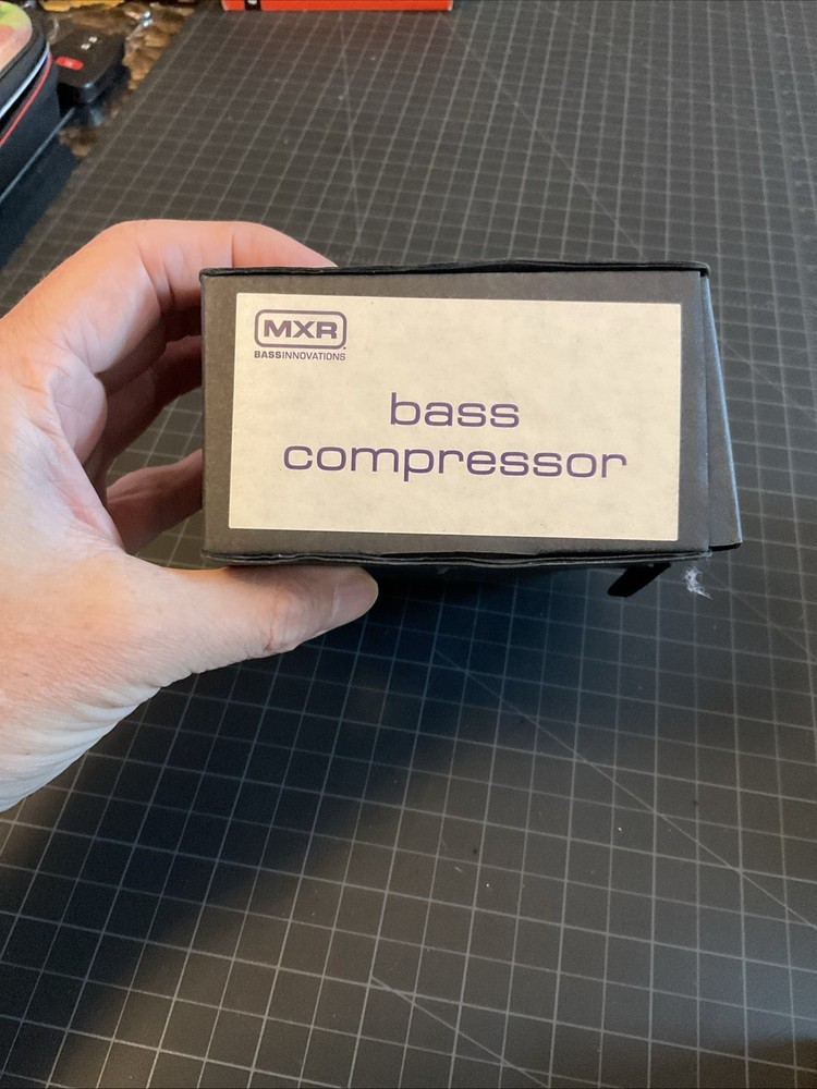 MXR M87 Bass Compressor Effect Pedal