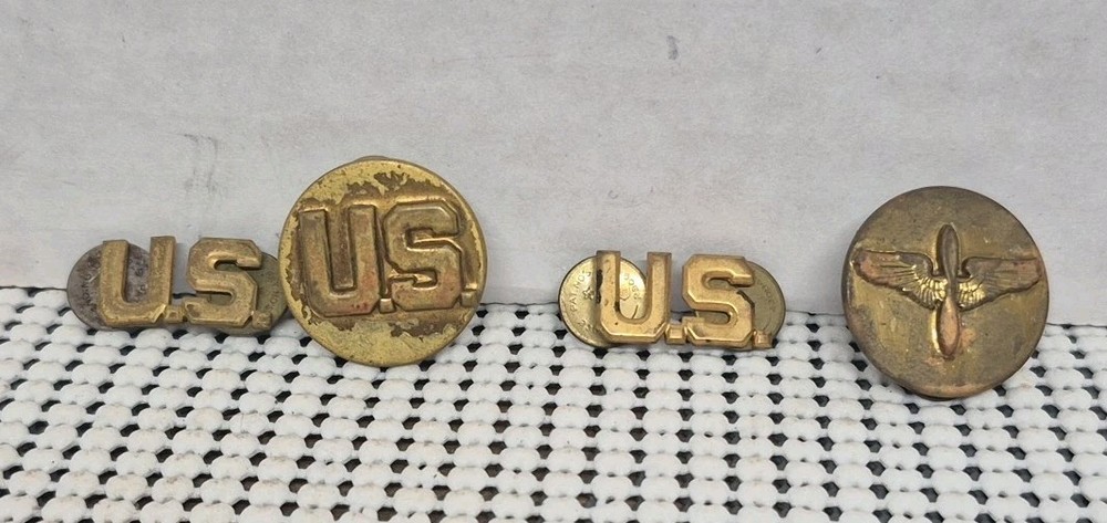 Vintage WWII Era US Military Pins