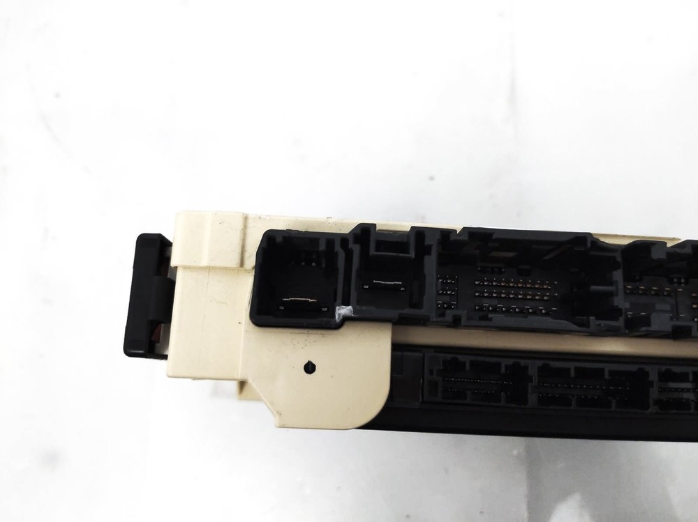 2021-2022 Toyota Corolla Sedan Multi Plex Network Computer Module Unit
