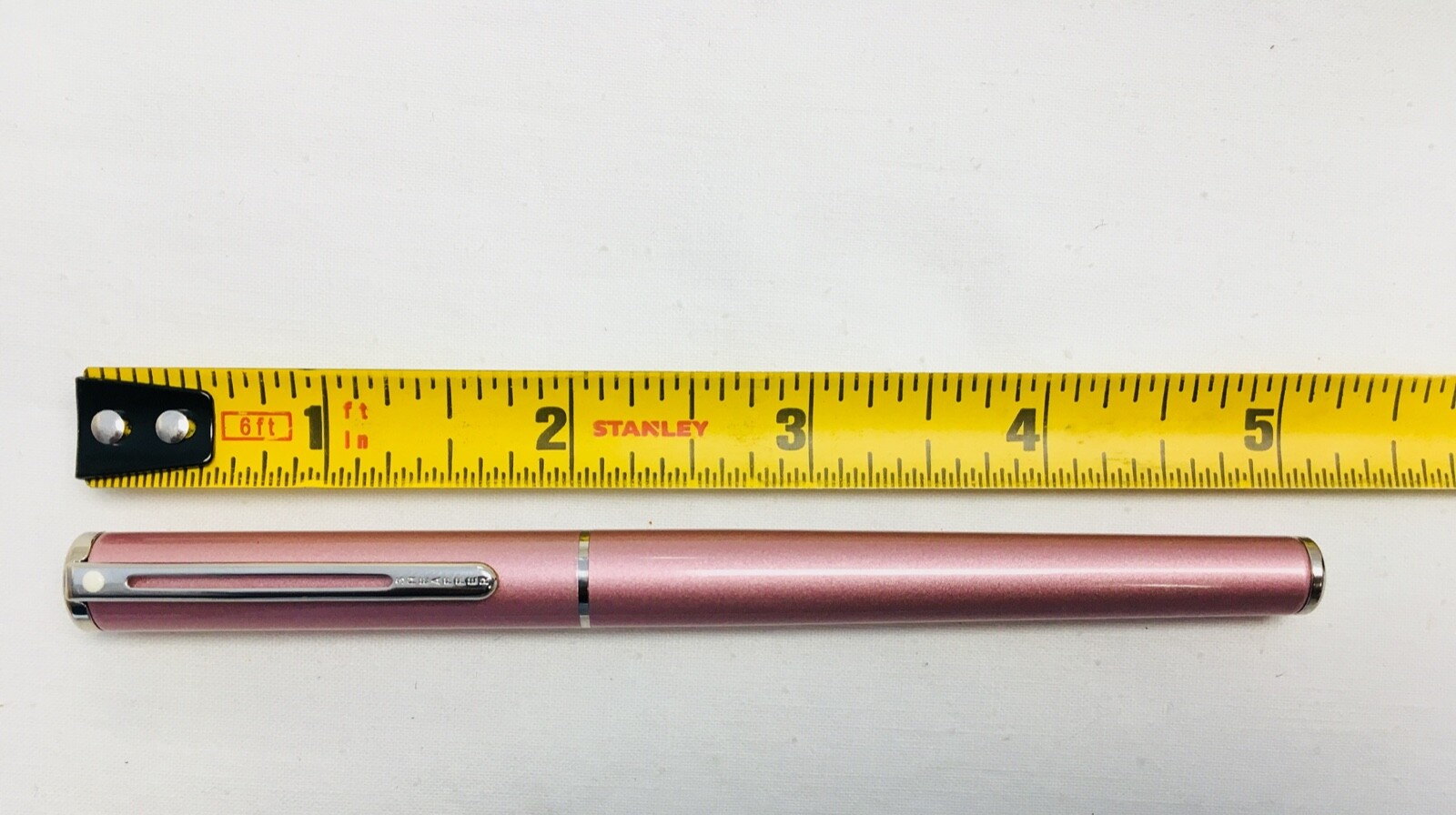 Sheaffer Agio Pink "M" Nib Fountain Pen -- DAMAGED BOX