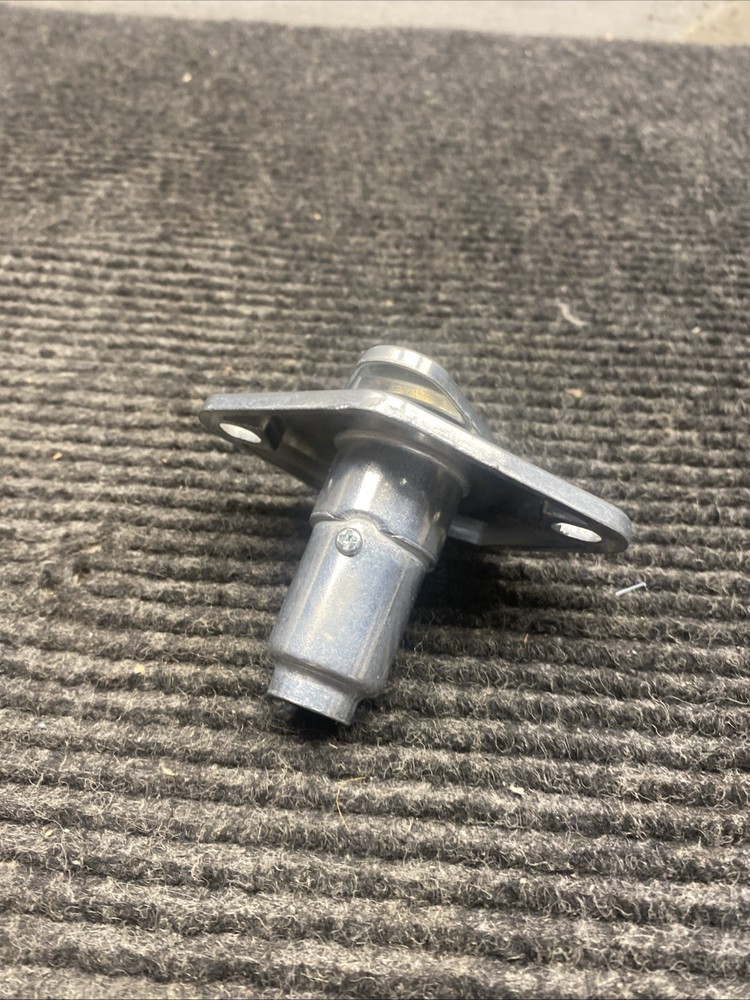POLLAK 11-404EP 4-Way Connector Socket
