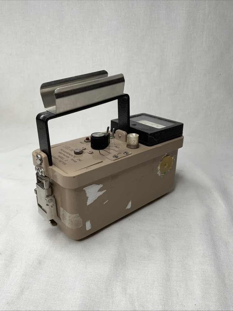 LUDLUM MODEL 2 SURVEY METER