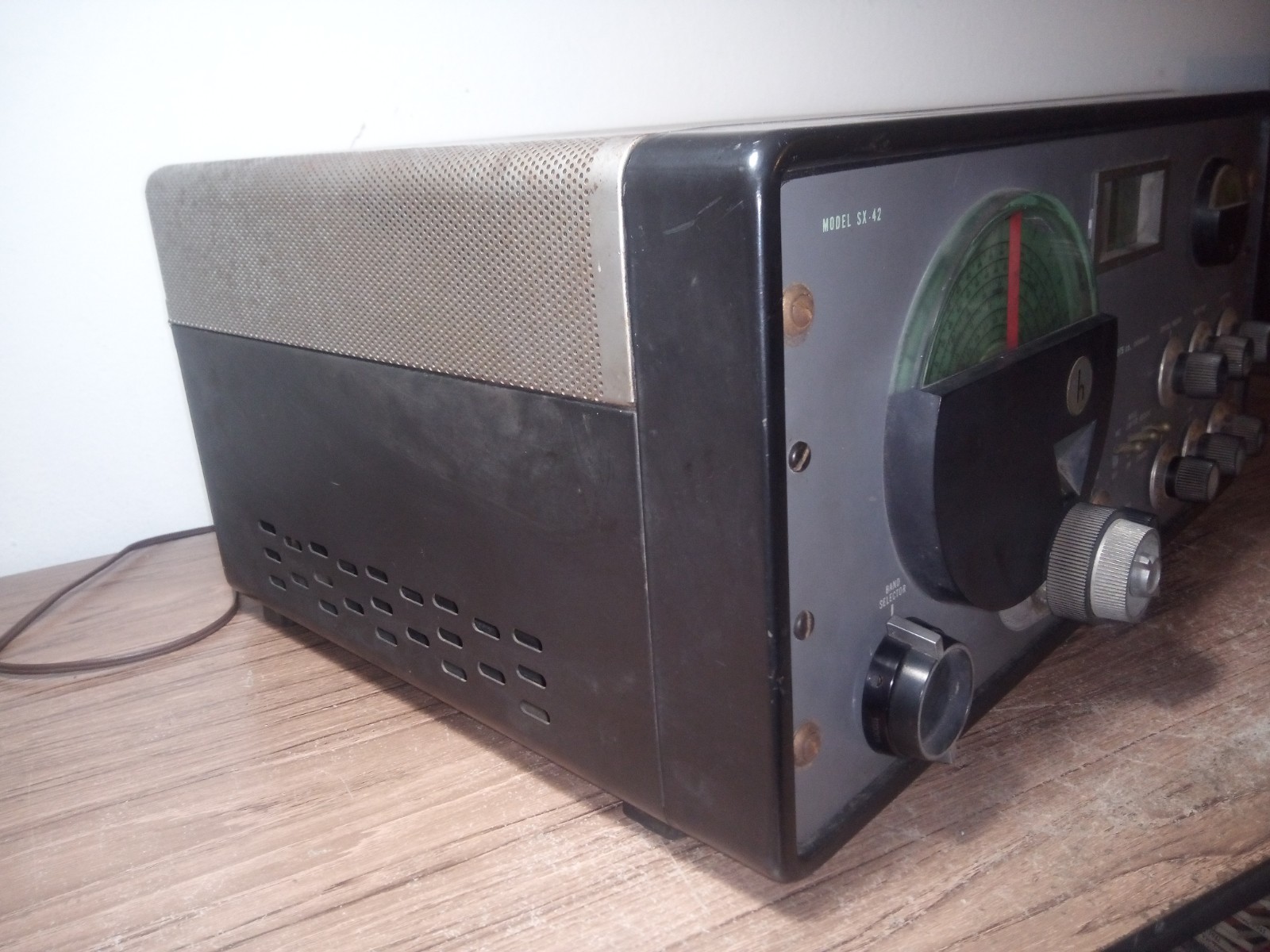 Hallicrafters SX-42 Receiver For Restoration Check Out All 22 Pics
