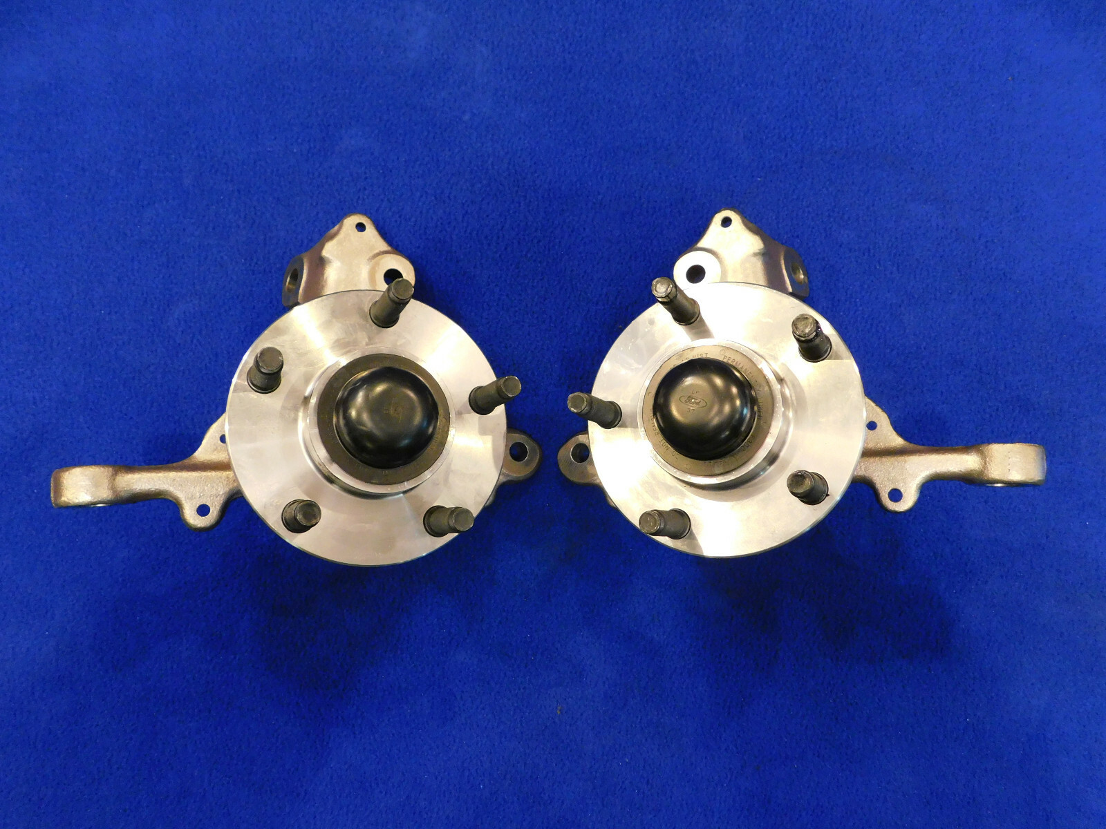 1996-2004 Ford Mustang 5 Lug Disc Brake Spindles Hubs Fox Body Conversion