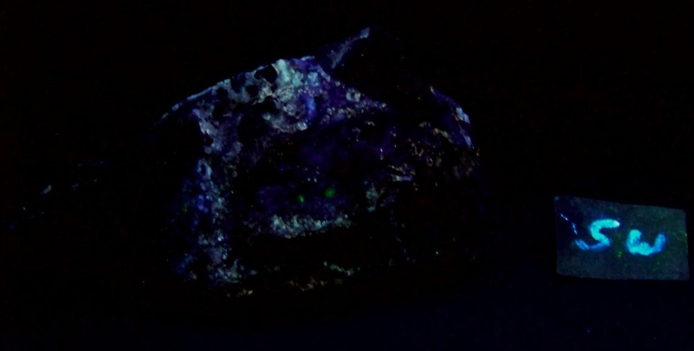 Fluorescent Yellow Fluorescing Calcite SW UV Specimen