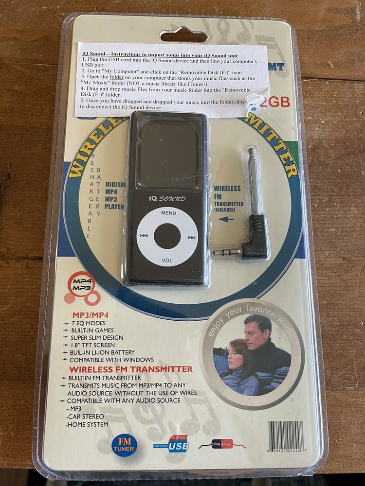 MP3 Player 2GB with Wireless FM Transmitter Compatible Car & Home Stereo Bundle