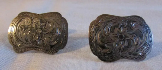 Vintage 800 Silver Engraved Cuff Links +